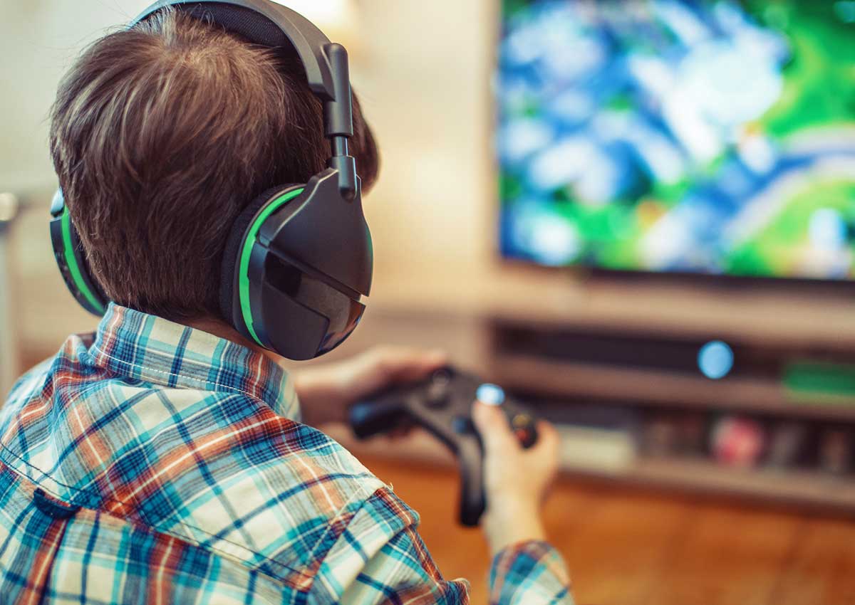Guide parental pour choisir des jeux vidéo adaptés à l’âge de vos enfants